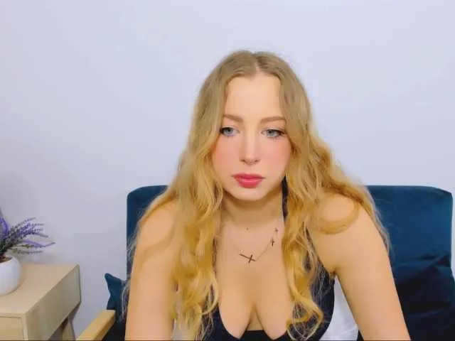 Offline NoahAngel on BongaCams