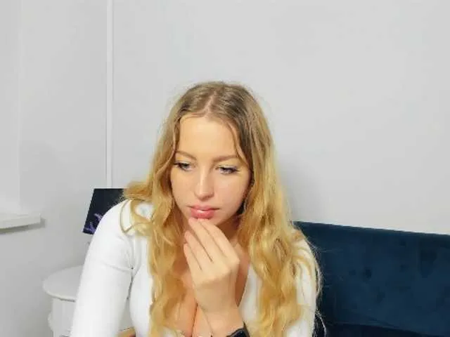 Offline NoahAngel on BongaCams