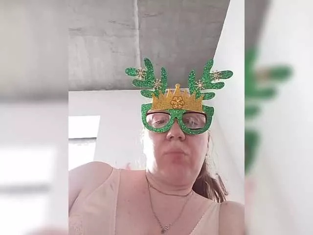 office-online on BongaCams 