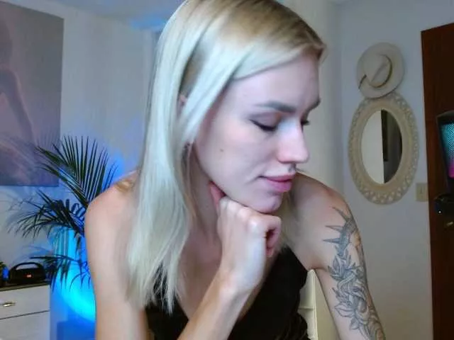 Freechat ohbabykelly on BongaCams