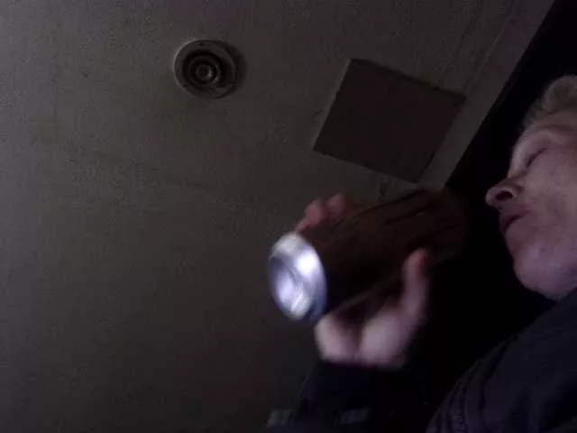 Offline Oyzterpearl on BongaCams