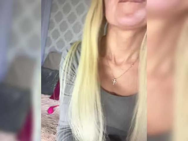 PATRICIA777 from BongaCams