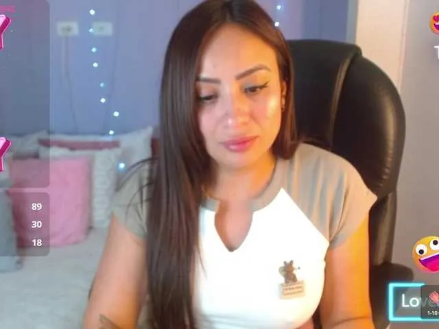 Freechat paulinagalvis2700 on BongaCams