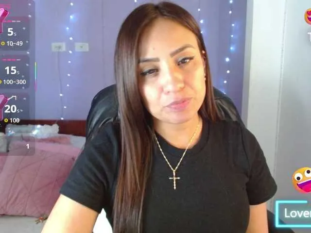 Freechat paulinagalvis2700 on BongaCams