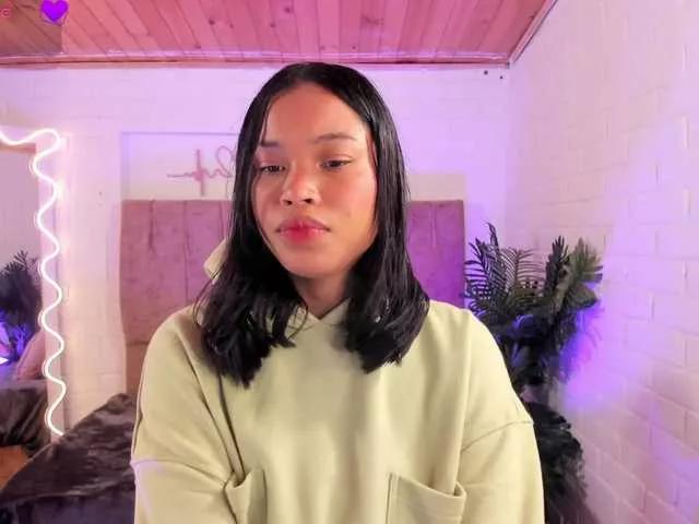 penelope-tay from BongaCams