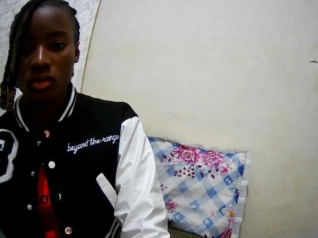 Freechat petite-tasha on BongaCams