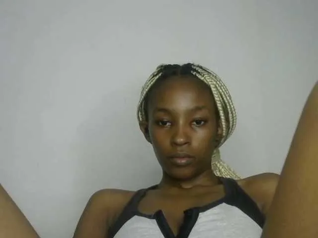 Offline Petite20 on BongaCams