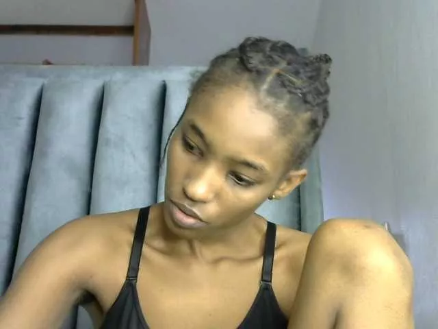 Offline Petite20 on BongaCams