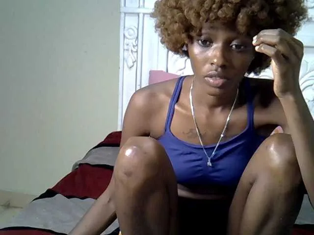 Freechat PetiteBunnny on BongaCams