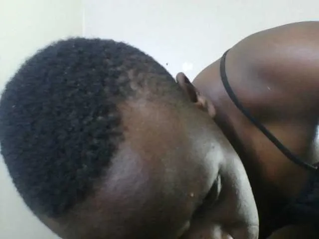 Petitegoddess — Freechat on BongaCams