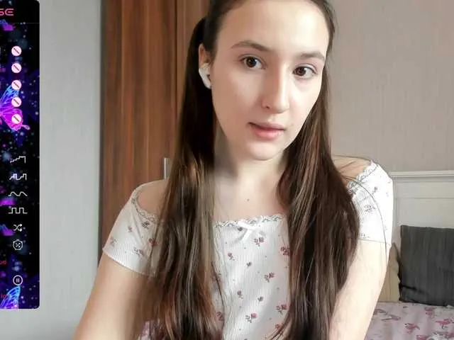 Offline pink-soda on BongaCams