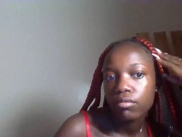 Offline Pinkypetite on BongaCams