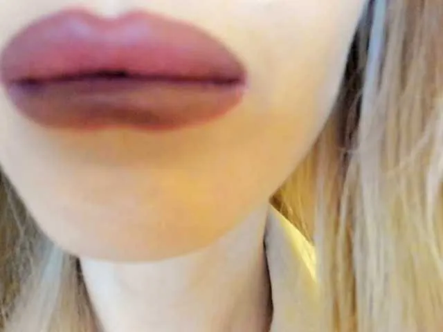 Offline Politexxx on BongaCams