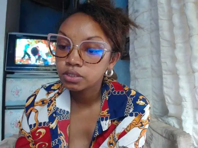 Offline pretty-ass on BongaCams