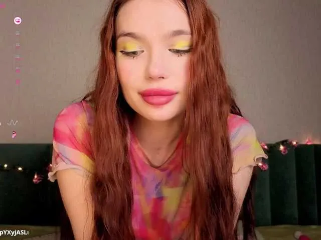 Offline PrettyLilie on BongaCams