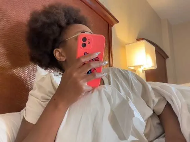 Offline ProductivePussy on BongaCams