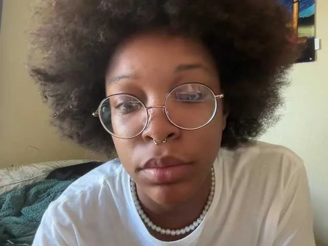 Offline ProductivePussy on BongaCams