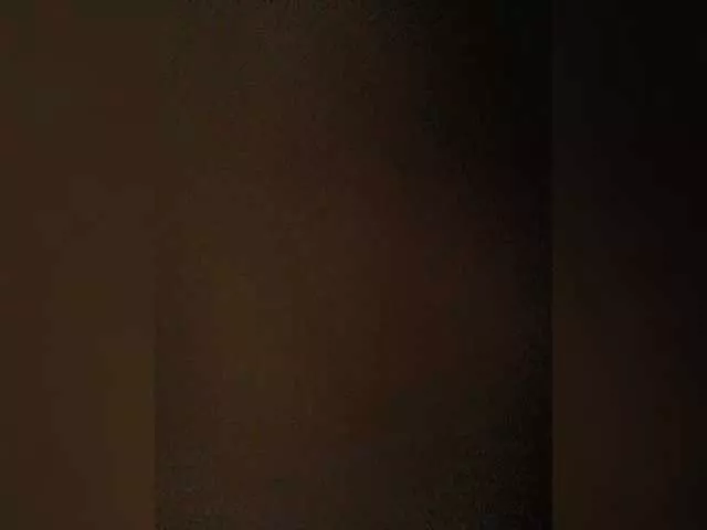 Offline Qeen777 on BongaCams