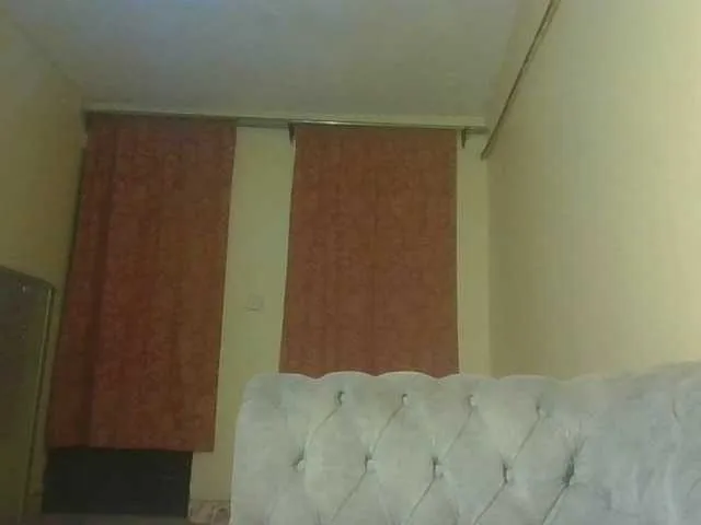 Offline queenivy on BongaCams