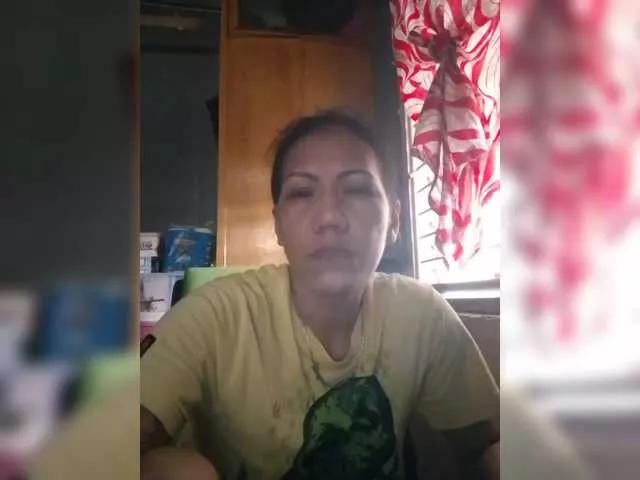 Rarra from BongaCams