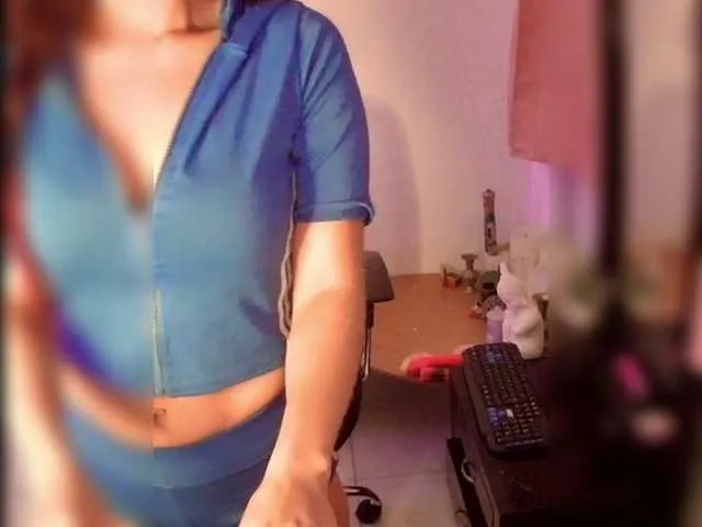 Offline redgirlpum on BongaCams