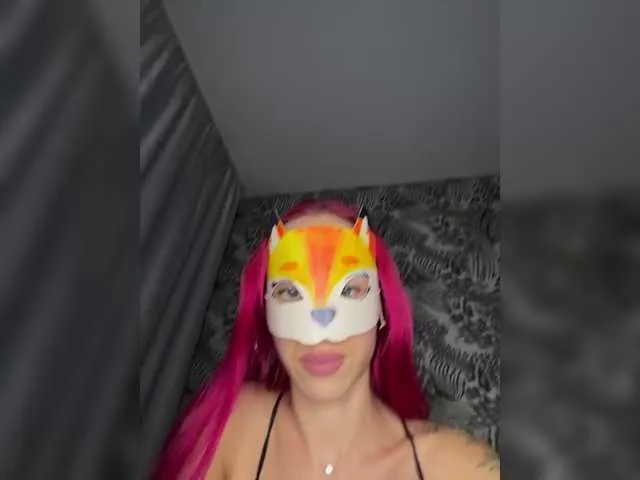 Freechat RedHair13 on BongaCams