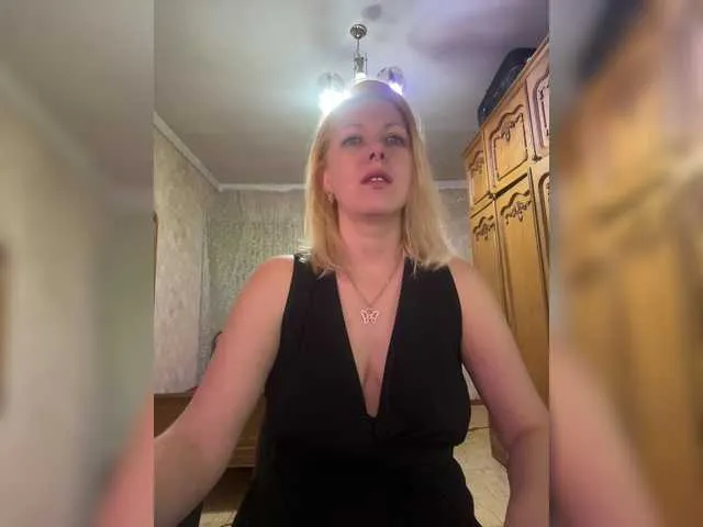 Offline ReeseTerron on BongaCams