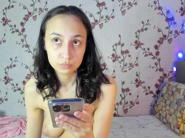 Offline ReginaShine on BongaCams