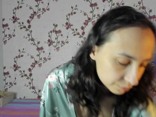 Offline ReginaShine on BongaCams