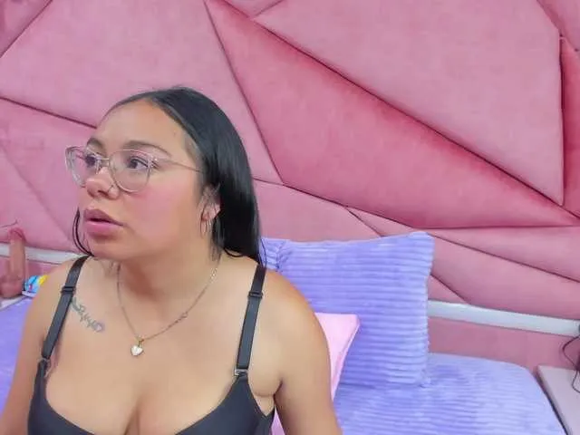 Offline RossiVioleta on BongaCams