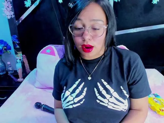 Offline RossiVioleta on BongaCams