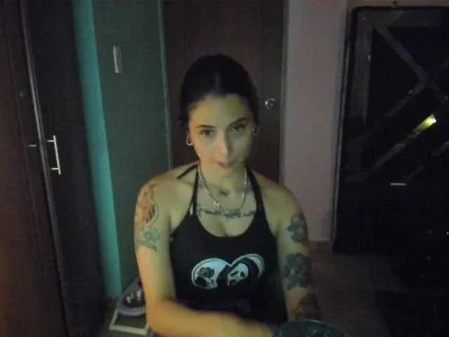 Offline Rouse1 on BongaCams