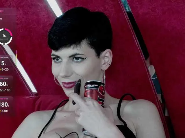 RoxxyRouge on BongaCams 