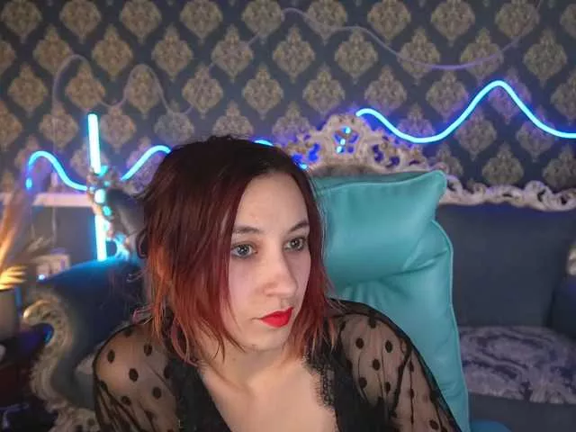 Offline RoxyRayy on BongaCams