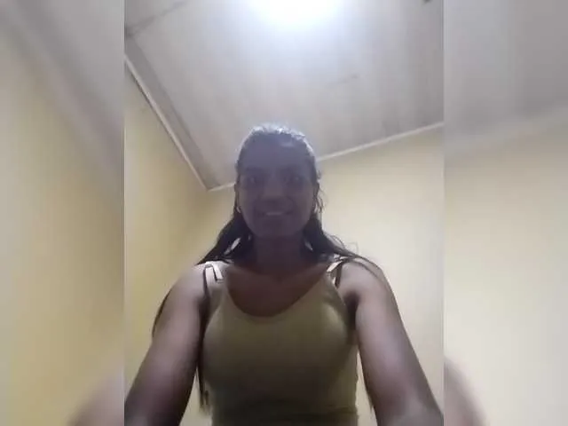 Offline Royblackhot on BongaCams