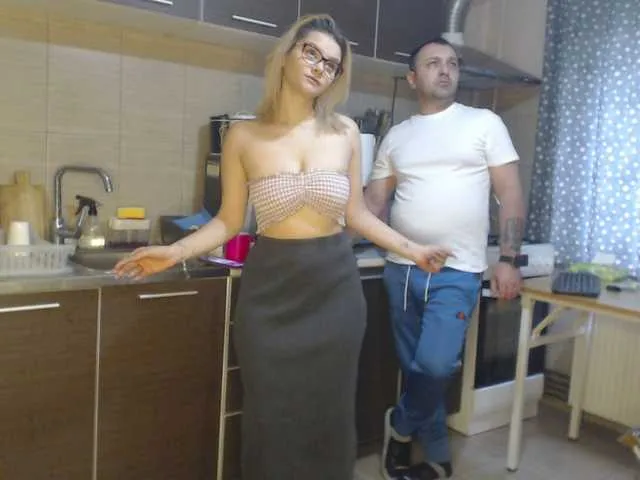 Freechat RuxandraDanny on BongaCams