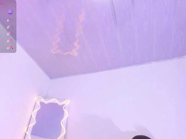 Freechat SAAYA-TAY on BongaCams