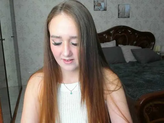 Offline SabrinaCandi on BongaCams