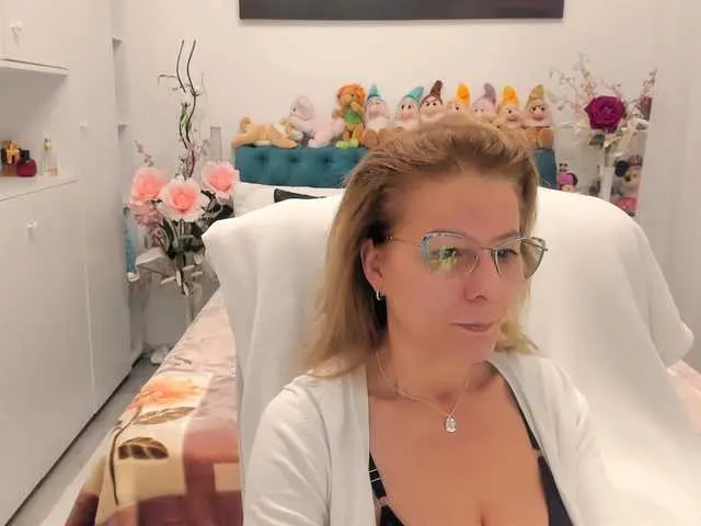 Freechat SalomeJade on BongaCams