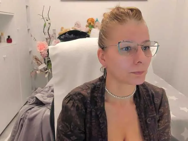 Freechat SalomeJade on BongaCams