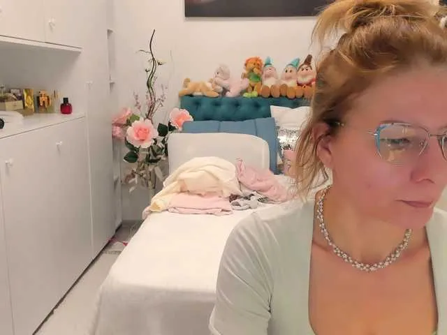 Freechat SalomeJade on BongaCams