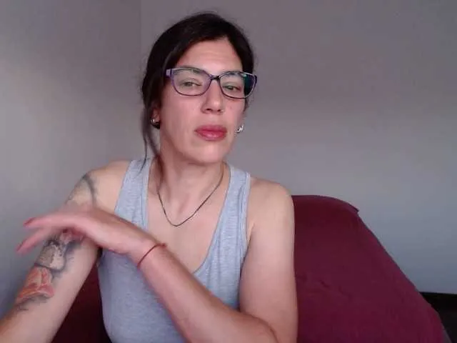 Offline Samaramilf666 on BongaCams