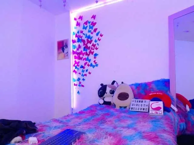 Offline Sammyviolet on BongaCams