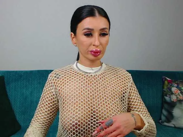 Offline Sara-Daisy on BongaCams