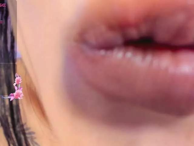 sarah-stonne from BongaCams