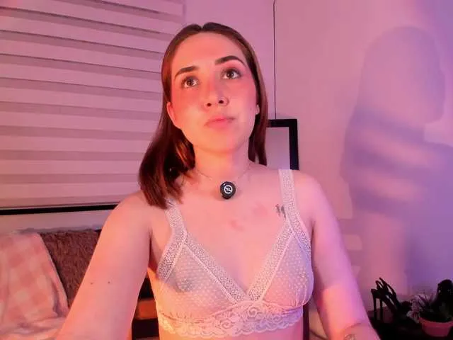 Offline SarahCastillo on BongaCams