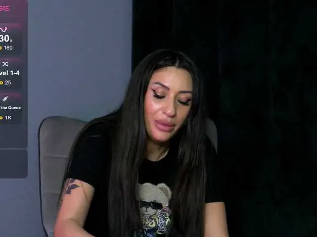 Freechat SarahMystique on BongaCams