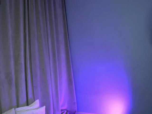 Freechat SarahMystique on BongaCams