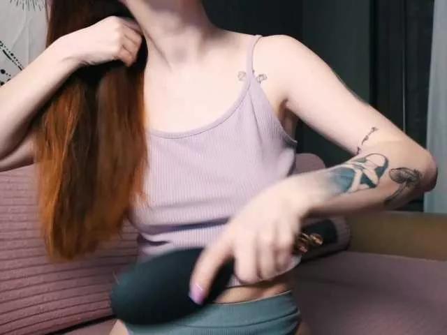 SarahSam from BongaCams