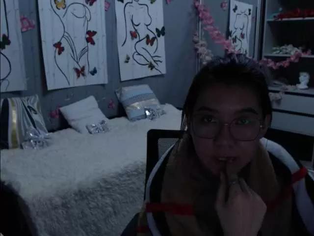 Sarahsexygirl from BongaCams